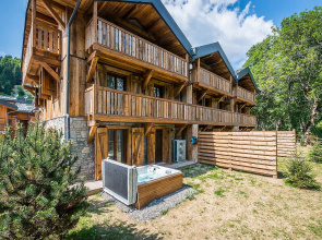 Moulin III - Luxury Chalet With Private hot tub