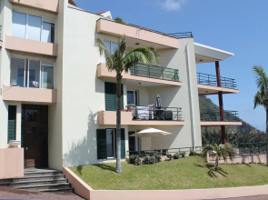 In sunny Madalena do Mar bay, 2-Bedroom refurbished apartment – Atlantic View