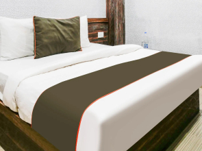 Collection O 79049 The Shubham- Kakadeo