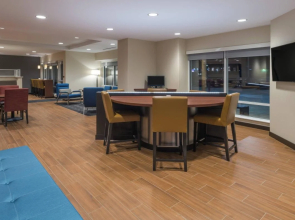 TownePlace Suites by Marriott Hays