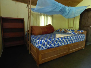 Bardia Kingfisher Resort