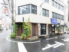 Yoneyama 3F