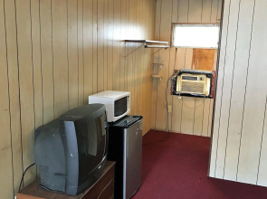 Wine Press Inn