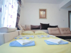 Adelisa Apartments