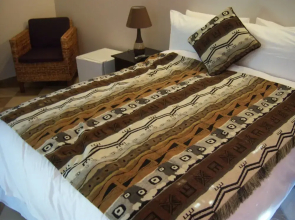 Madidinkwe Guest Villa