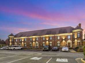 Best Western Plus Governor's Inn