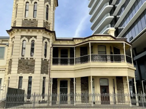 Seafield Tower Glenelg Apartment no 3