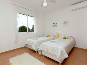 Detached Three Bedroom Villa With Pool Surrounded by Large Garden in Moraira