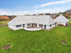 "Anneka" - 4km from the sea in NW Jutland