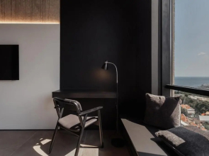 Sea and Sky Apartment