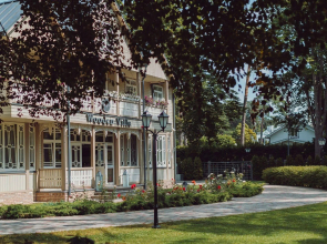 Aparthotel Wooden Villa