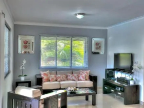 Oceanfront Apartment Turquesa A201