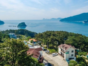 Geoje Cheongsol Pension