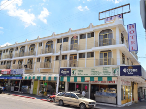 Hotel Gomez
