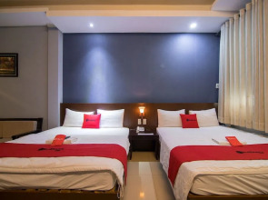 RedDoorz Near Tan Dinh Market 3