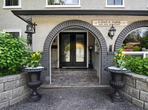 A Touch of English Bed & Breakfast