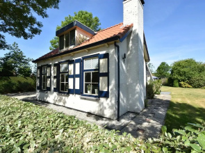 Alluring Holiday Home in Burgh Haamstede With Terrace