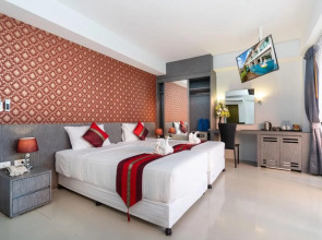 The Thames Pool Access Resort SHA+