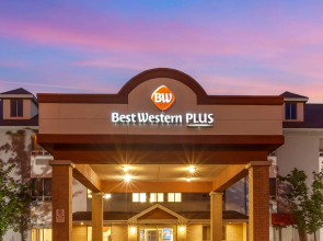 Best Western Plus Burlington Inn & Suites