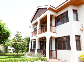 Mahogany Lodge, Cantonments