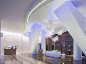 Phoenix Island Resort Sanya