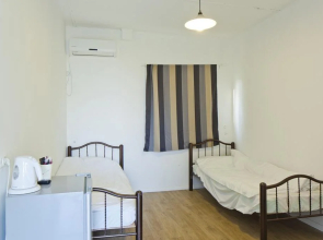 Metzoke Dragot Hostel