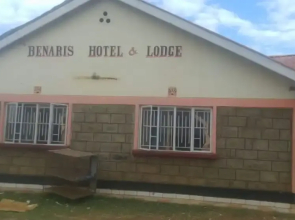Benaris Hotel & Lodge