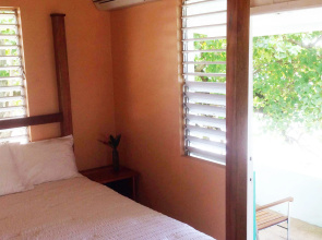 Luna Sea Inn