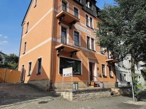 Pension Weiße Rose I Frühstück Parkplatz
