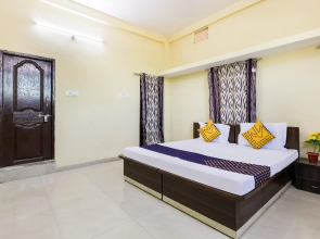 SPOT ON 67740 Hotel Narmada Palace