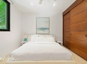 2 Br. Luminous and Spacious Pool View Apt