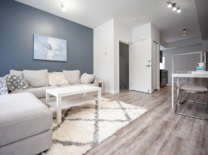 Upscale 2 bedroom Townhouse near Univ of Manitoba