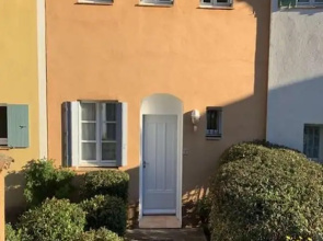 House With 2 Bedrooms in Grimaud, With Shared Pool and Furnished Garden - 1 km From the Beach
