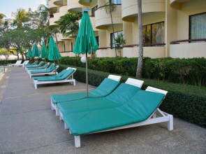 Centara Life Cha-Am Beach Resort Hua Hin
