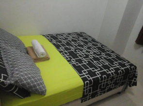 Sea Residences MOA-Eric Apartments