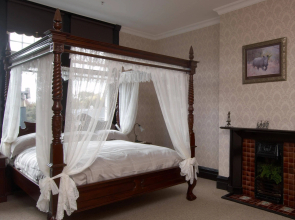 Safari Lodge