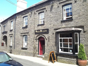 The Red Lion Hotel