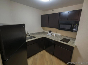 Red Roof Inn PLUS+ Houston - Energy Corridor