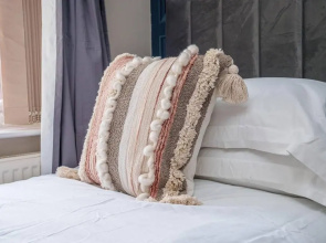 Charming 4-bed House in Nottingham Sleeps 7