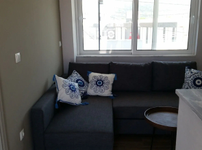 Ria's Deluxe Apartments