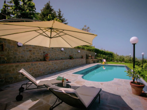 Rustic Villa in Cortona With Swimming Pool