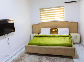Stunning 2-bed Apartment in Lekki