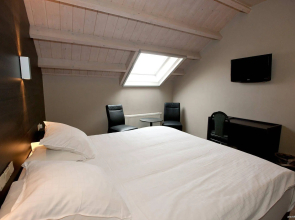 Flanders Lodge Hotel