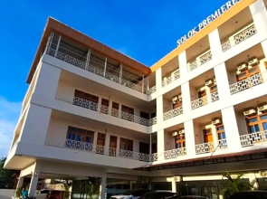 Solok Premier Hotel