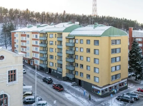 Bright & Cozy, Renovated Studio in the Center
