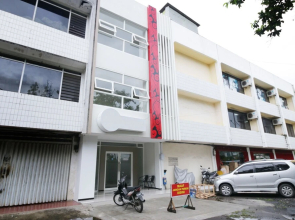 Airy Klojen Pertokoan Ade Irma Suryani Blok C5 Malang