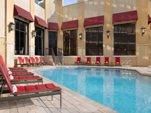 Ramada Plaza by Wyndham Orlando Resort & Suites Intl Drive