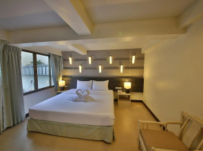 Sunshine Hotel And Residences