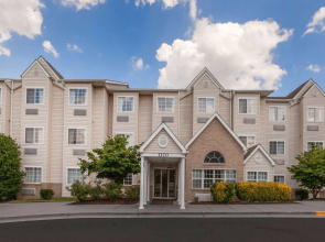 Microtel Inn & Suites by Wyndham Baltimore BWI Airport