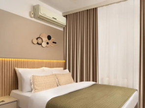 Marmada Suites
